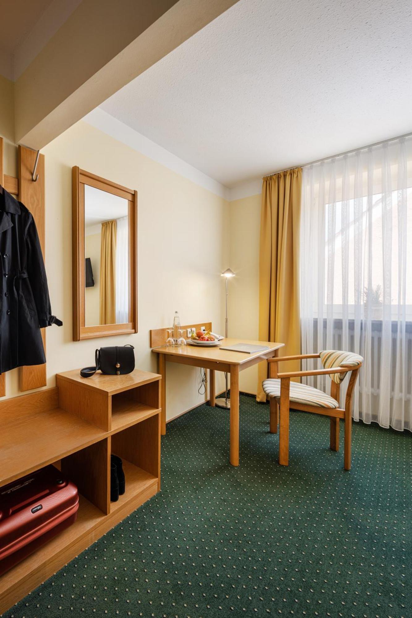 Hotel Zur Post Bad Abbach Phòng bức ảnh